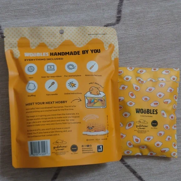 The Woobles Gudetama Sunny Side Up + Bacon Blanket Crochet / Amiguri Kit - Picture 2 of 2
